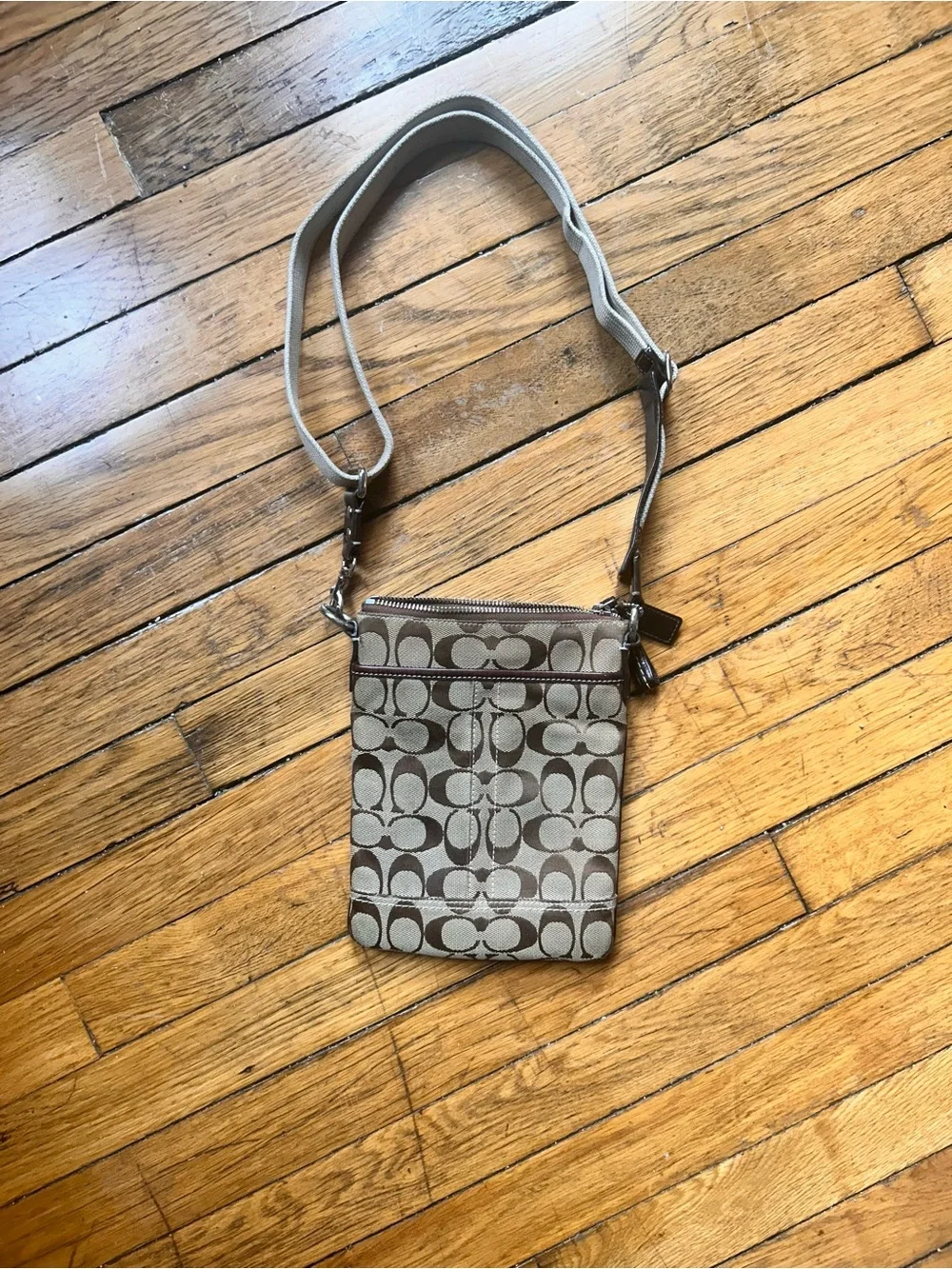 Coach Signature Crossbody in Beige and Brown